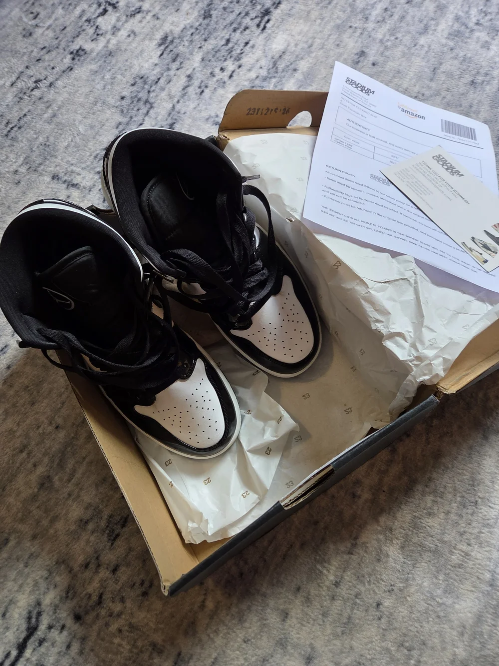 Jordan classic mid